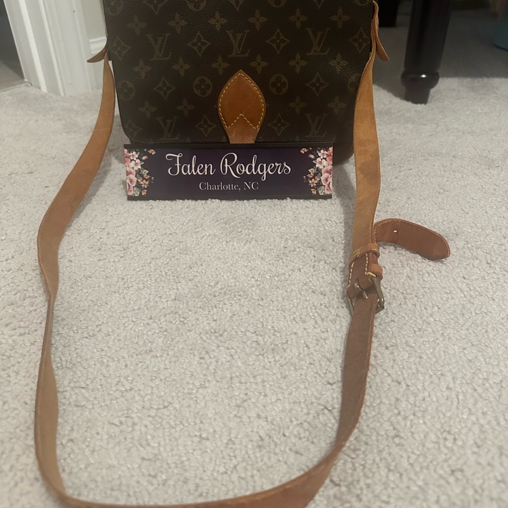 Louis Vuitton Vintage Cartouchiere GM